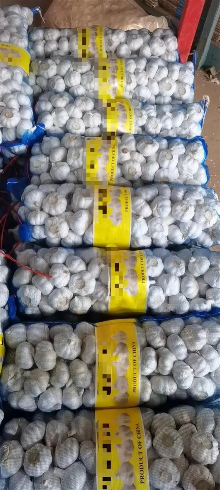 Голяма опаковка чесън